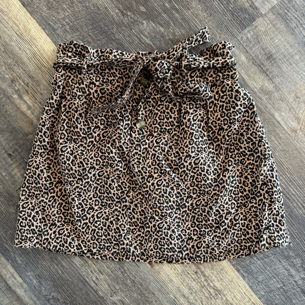 American Eagle Leopard Skirt